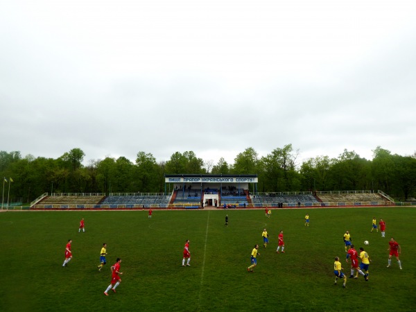 Stadion Naftovyk - Nadvirna