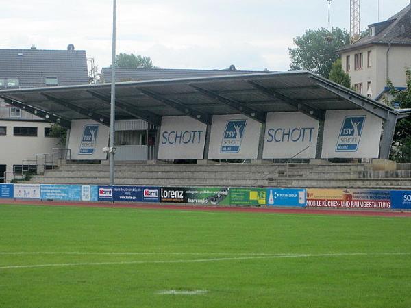 Otto-Schott-Sportzentrum - Mainz-Mombach