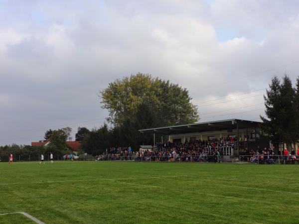 Sportplatz Atzenbrugg - Heiligeneich