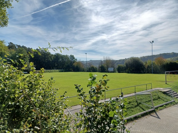 Sportplatz am Lindig - Weinbach-Elkerhausen