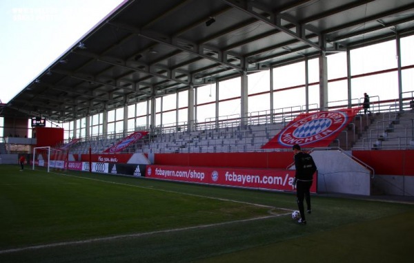 Stadion im FC Bayern Campus - München-Neuherberg