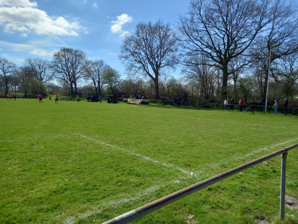 Bürgermeister Harms Sportplatz - Friedrichsholm