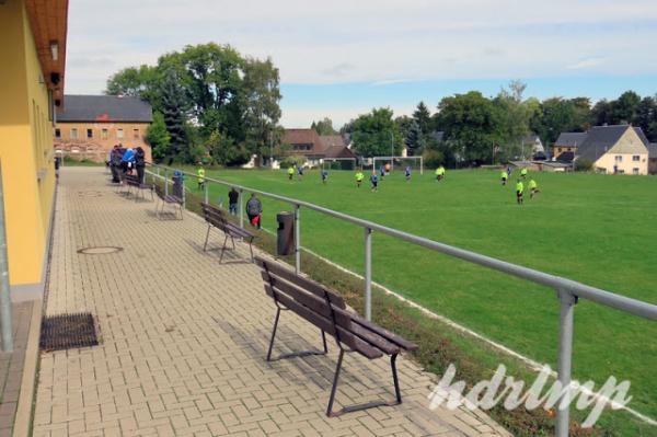 Sportanlage Schulsiedlung Alter Platz - Großhartmannsdorf