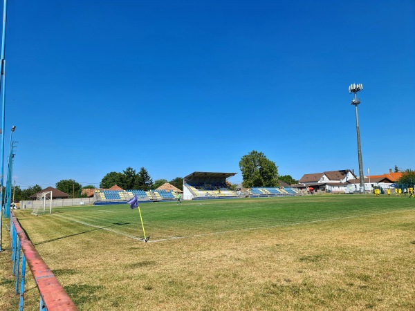 Kertész Károly Stadion - Maglód