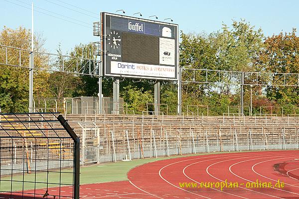 Südstadion im Jean-Löring-Sportpark - Köln-Zollstock