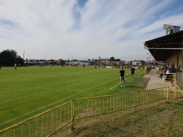 Futbalový štadión Geča - Geča