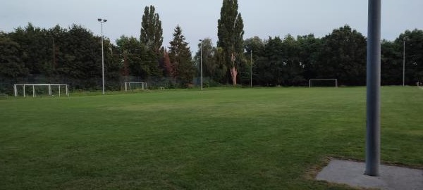 Sportanlage Alte Dorfstraße B-Platz - Hemmingen/Niedersachsen-Wilkenburg