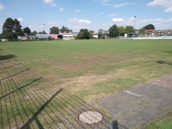 Sportzentrum Oerlinghauser Straße Platz 3 - Schloß Holte-Stukenbrock