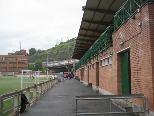 Campo de Fútbol Iparralde - Bilbao (Bilbo), PV