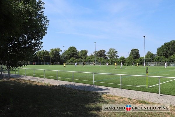 Städtische Sportanlage am Harbigweg Platz 2 - Heidelberg-Kirchheim