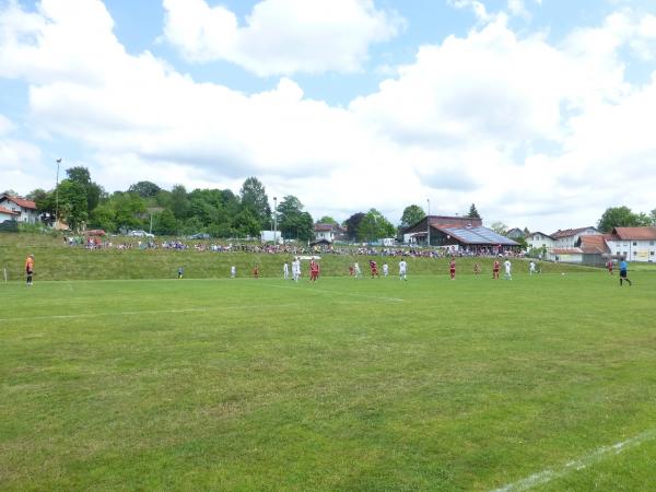 Stadion Goldener Steig - St. Oswald