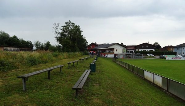 Sportplatz Lamprechtshausen - Lamprechtshausen