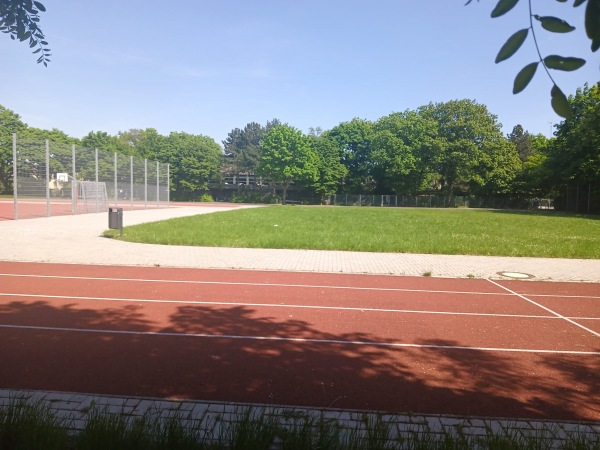 Sportplatz Schulen Böhmer Straße - Duisburg-Buchholz
