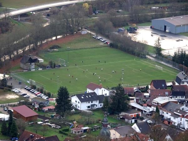 Blick von der Burg auf den Platz