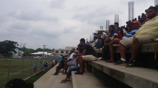 Estadio Julio Galindo  - Coxen Hole