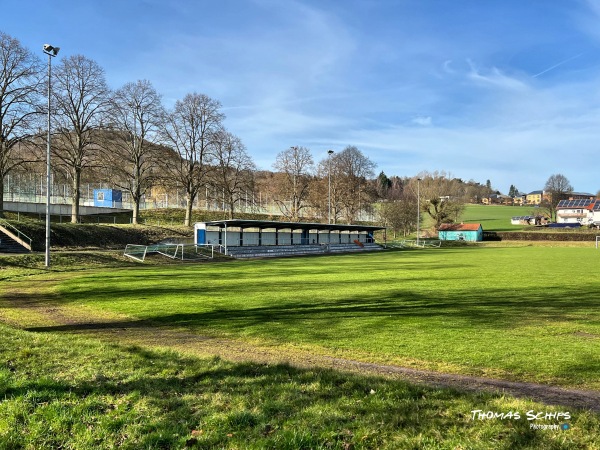 Langenberg-Kampfbahn - Baunatal-Großenritte