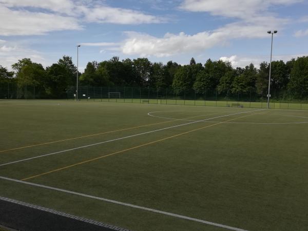 Bezirkssportanlage Fritz-Lutz-Straße Platz 3 - München-Zamdorf