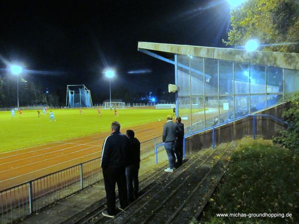 Cricklefield Stadium - London-Ilford, Greater London