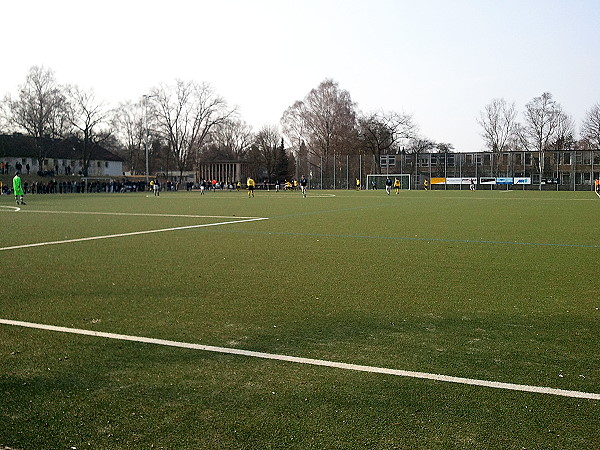 Bezirkssportanlage Riekbornweg - Hamburg-Schnelsen