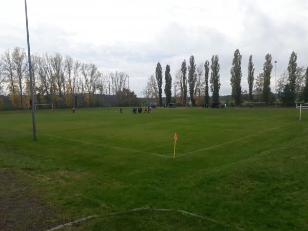 Armin-Bach-Sportplatz 2 - Groß Kreutz/Havel-Schenkenberg