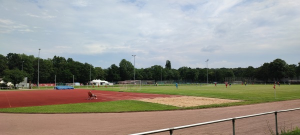 Bezirkssportanlage Süd - Hannover-Südstadt