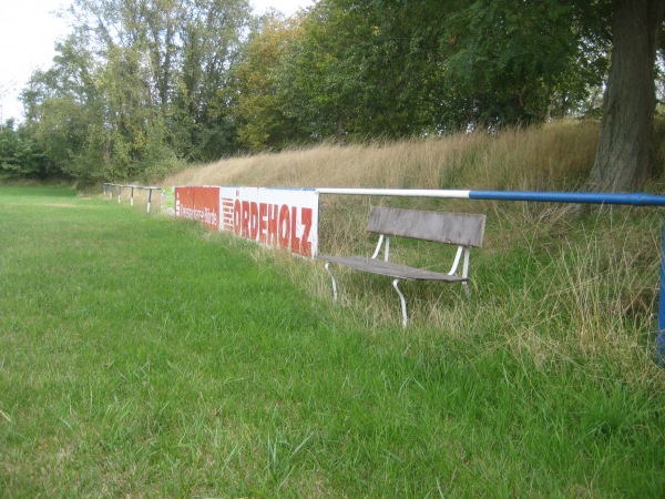 Sportplatz Am Sauren Holz - Oschersleben/Bode-Schermcke