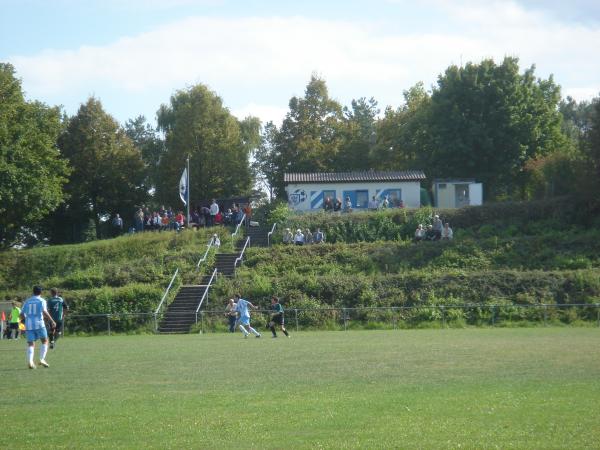 Sportplatz im Grünschnabel - Altenriet