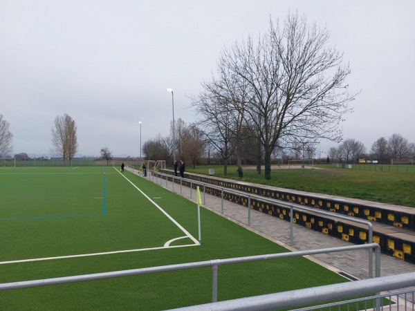 Carl-Bender-Sportanlage Platz 2 - Trebur-Geinsheim