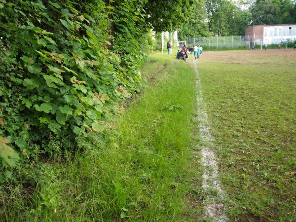 Sportplatz Hubertstraße - Essen/Ruhr-Frillendorf