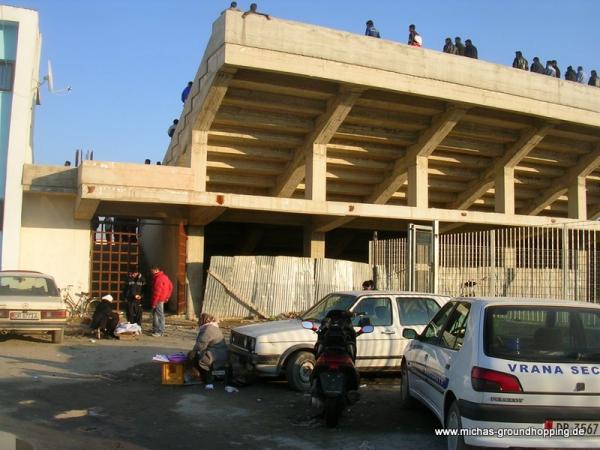 Stadiumi Niko Dovana - Durrës