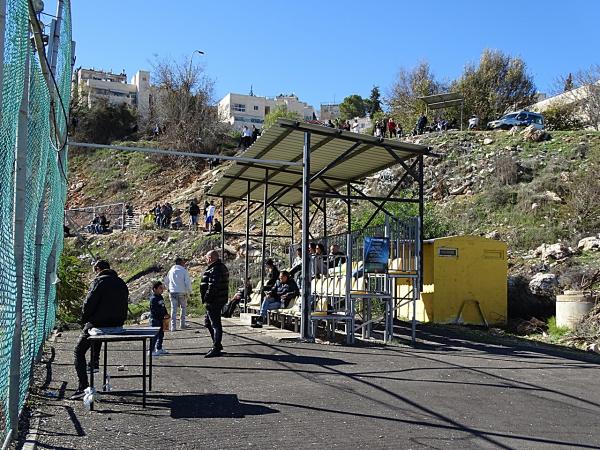 Home & Garden 3 Upper Stadium  - Yerushalayim (Jerusalem)