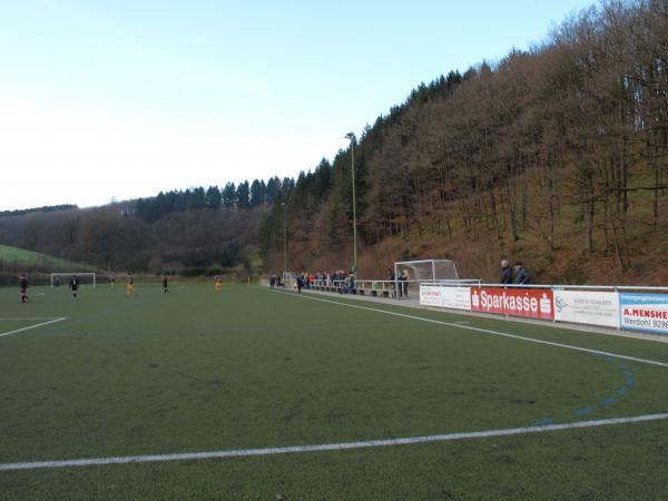 Sportplatz Im Hespel - Sundern/Sauerland-Allendorf