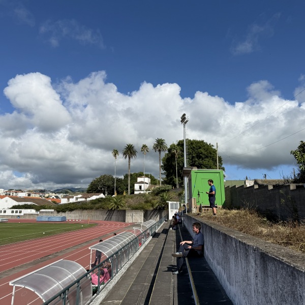 Compexo Desportivo das Laranjeiras - Ponta Delgarda, Ilha de São Miguel, Açores