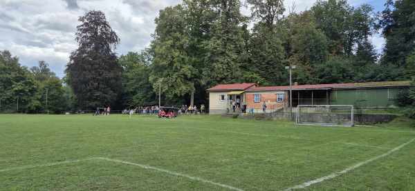 Sportplatz im Park - Wriezen-Haselberg