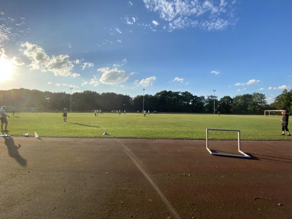 Sportplatz an der Schule - Friedeburg