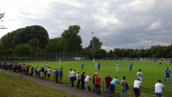 Sportzentrum Unterrieden beim Glaspalast - Sindelfingen