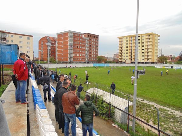 Stadiumi Ekrem Grajqevci - Fushë Kosova (Kosovo Polje)