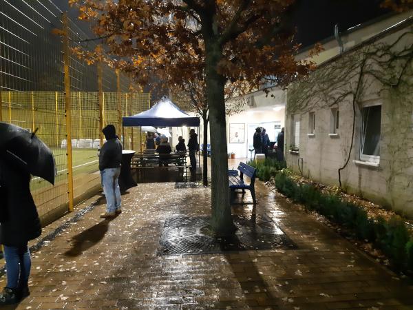 Sportplatz Spandauer Straße - Berlin-Staaken