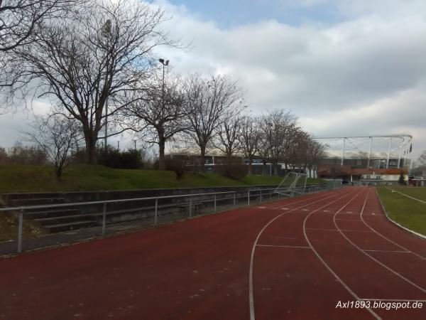 Bezirkssportanlage NeckarPark PSV-Stadion - Stuttgart-Bad Cannstatt