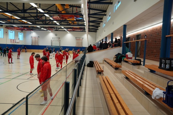 Großturnhalle Rühen - Rühen