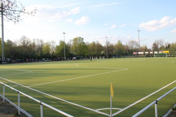 Sportanlage Johannisthaler Chaussee Platz 2 - Berlin-Gropiusstadt