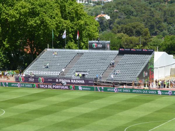 Estádio Nacional do Jamor - Cruz Quebrada