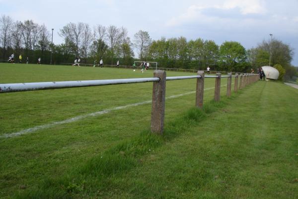 Sportplatz Drenke - Beverungen-Drenke