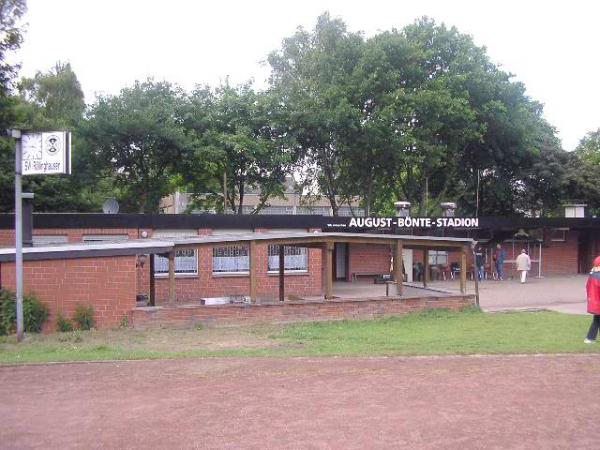 August-Bönte-Stadion der Bezirkssportanlage Klarastraße - Recklinghausen-Röllinghausen