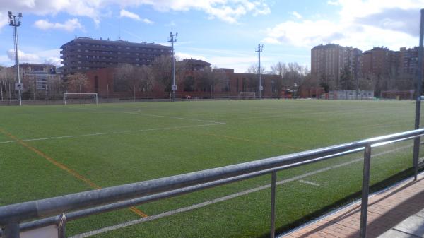 Campo de Fútbol Fuentelarreyna - Madrid, MD