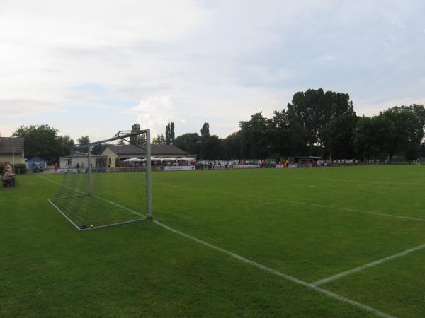 Stadion an der Sandgrube - Karlsruhe-Neureut