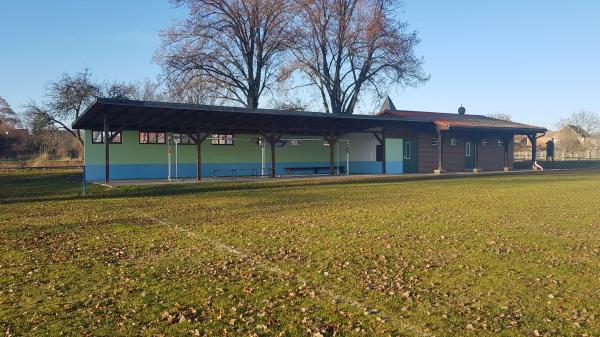 Sportplatz im Rundweg - Roßleben-Wiehe-Donndorf