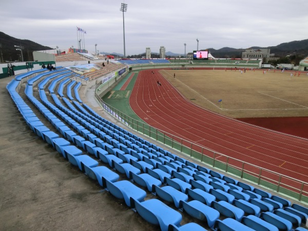 Yeoncheon Stadium - Yeoncheon