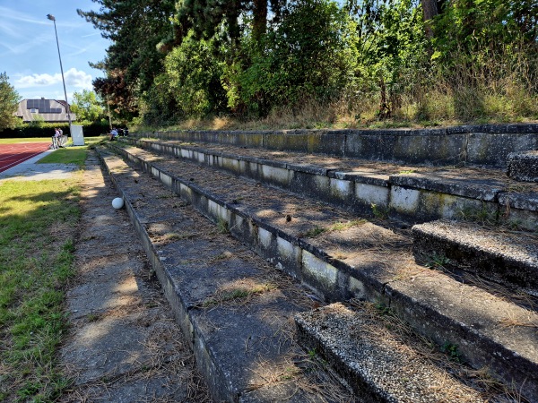 Kurt-Hoesch-Kampfbahn - Kreuzau