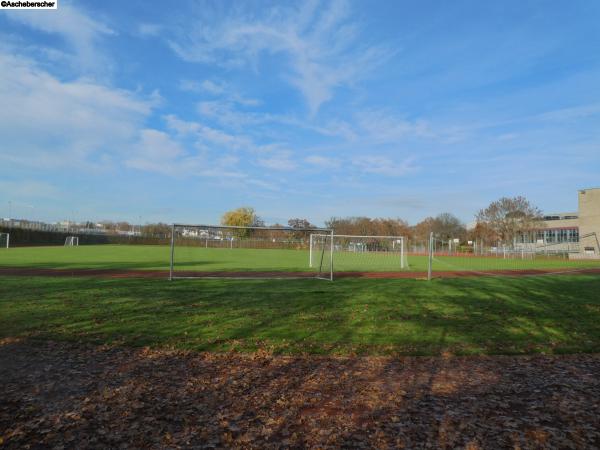 Sportplatz Friedrich-Dessauer-Gymnasium - Aschaffenburg-Leider